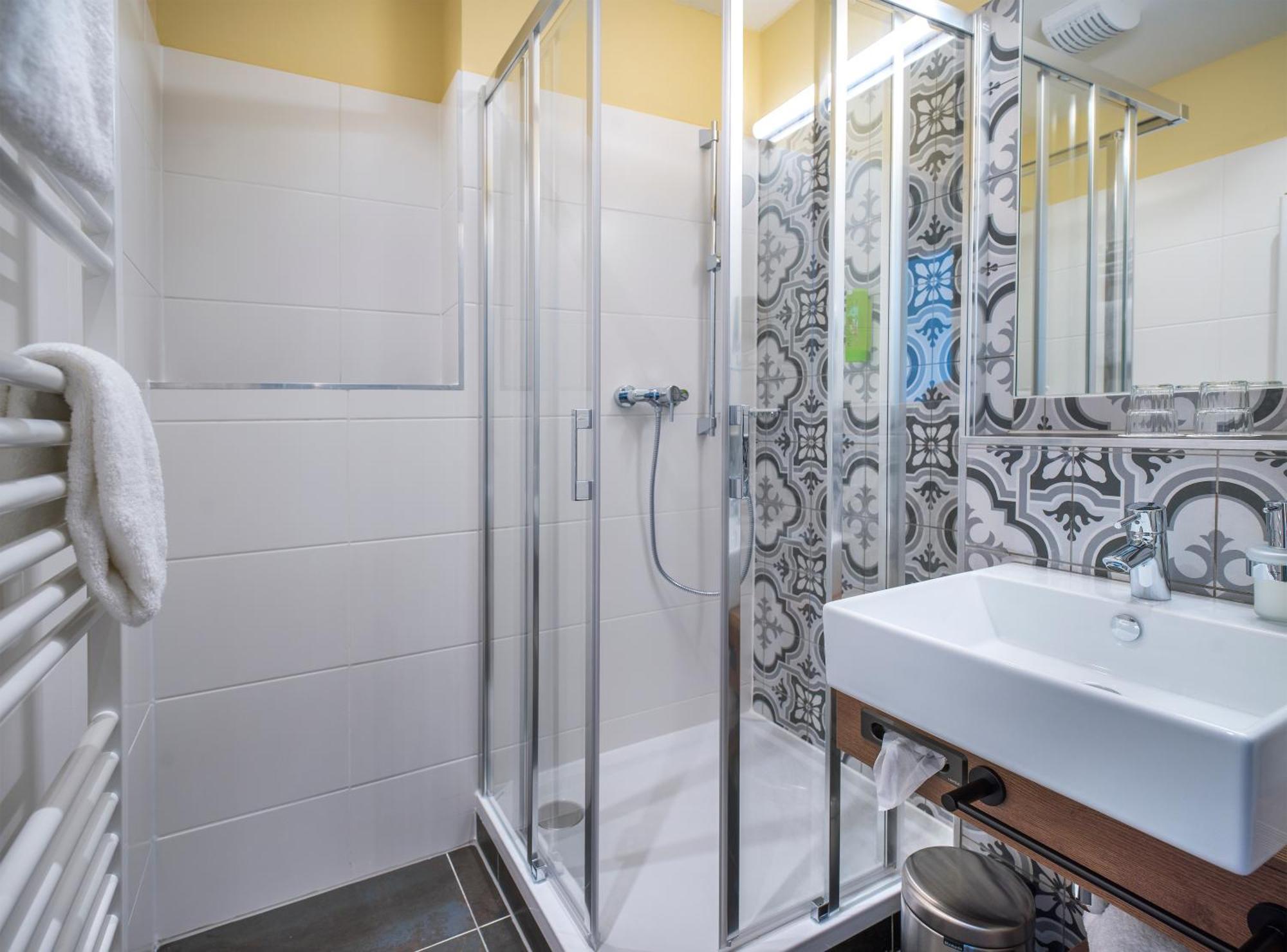 Two-Bedroom Apartment,1130023056:JPEG