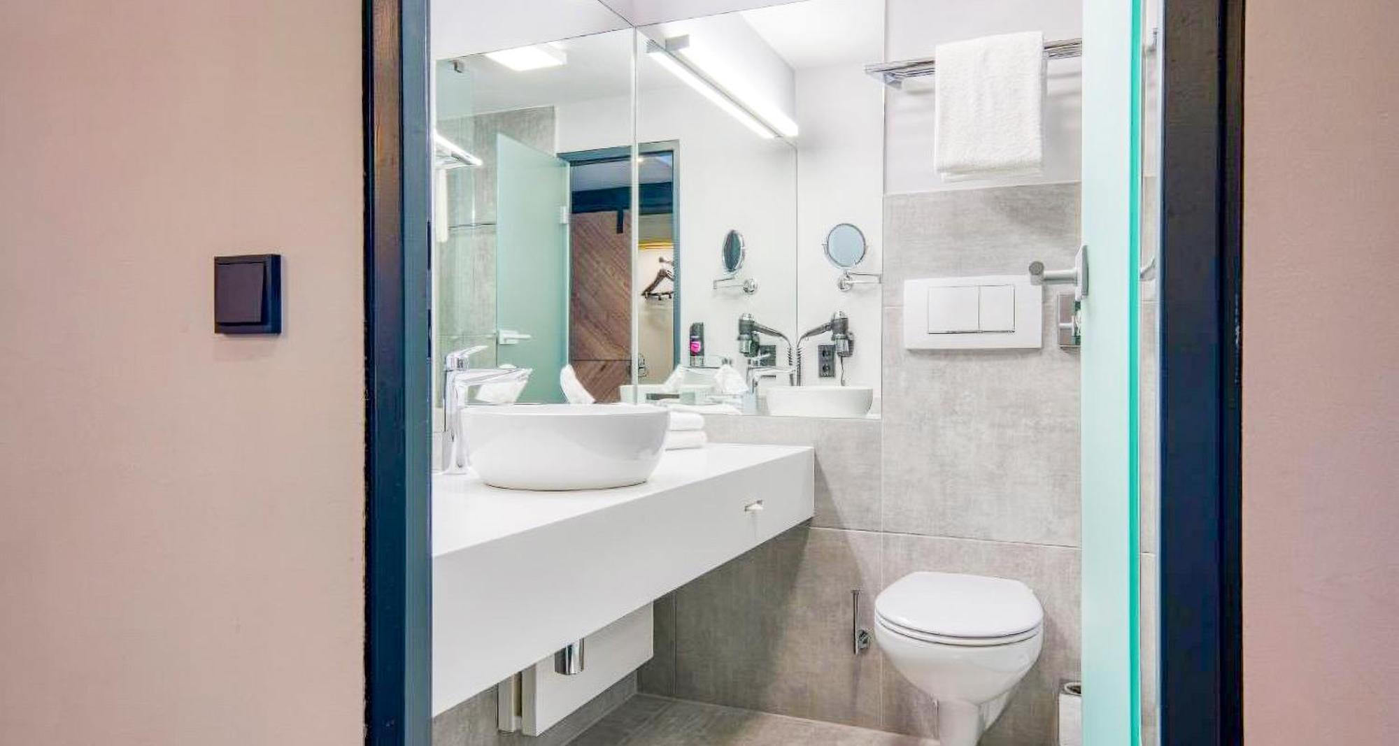 Standard Single Room,1771479229:JPEG