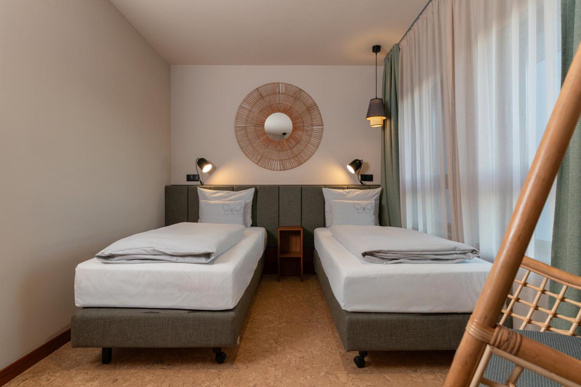 Standard Twin Room TWIN
