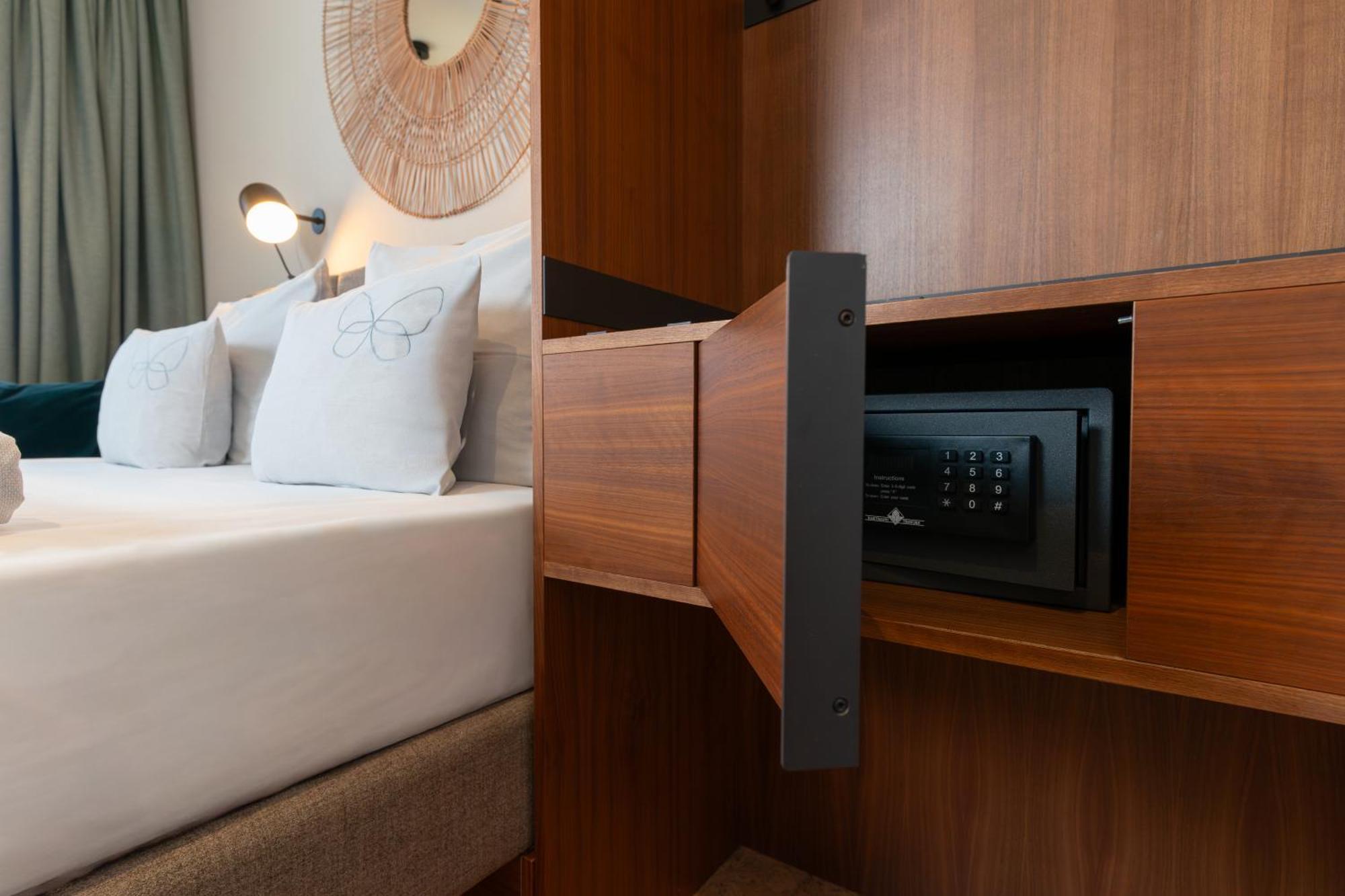 Standard Double Room Urban Cocoon