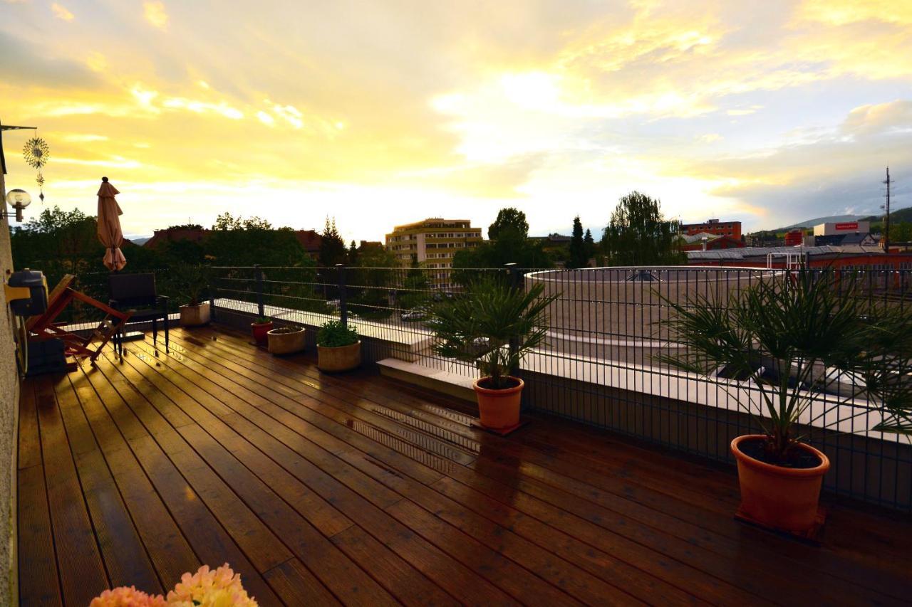 Apartment mit Terrasse
