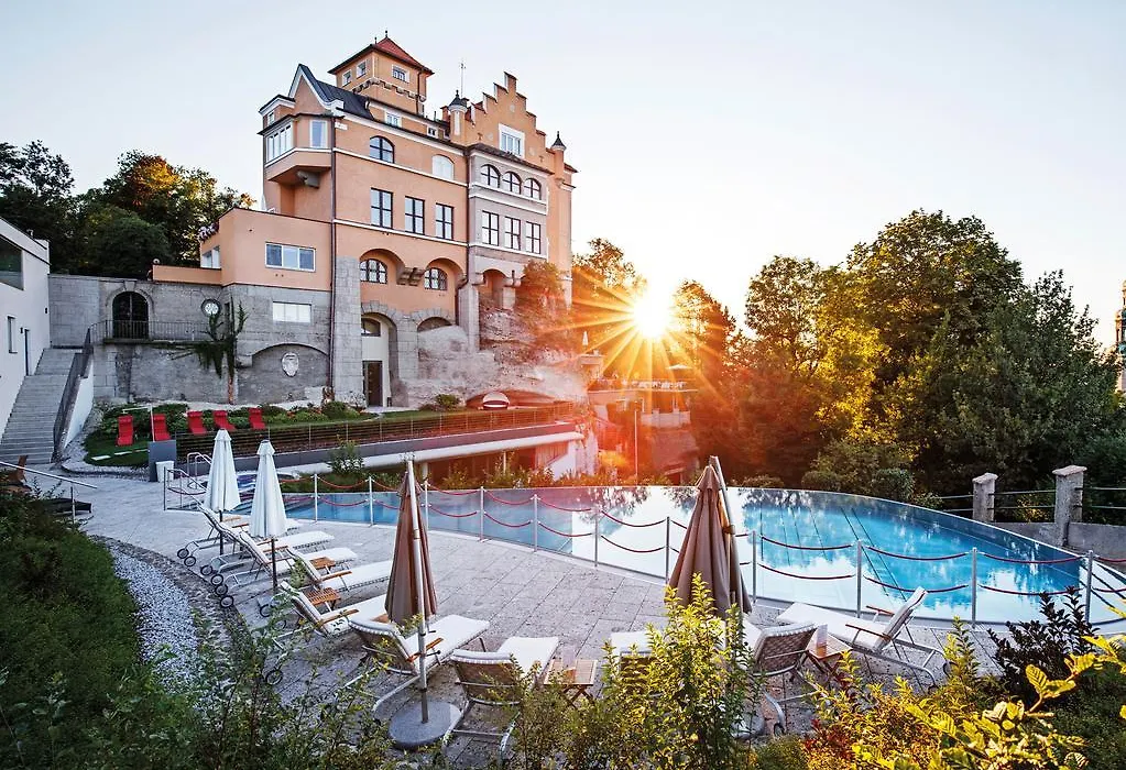 Hotel Schloss Mönchstein-1